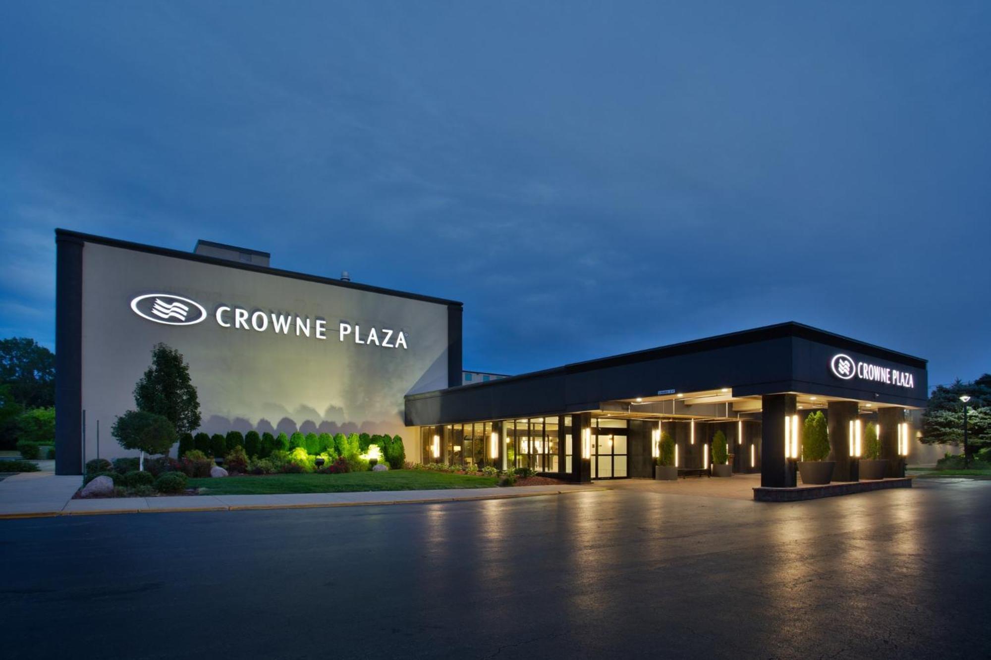 Crowne Plaza Chicago-Northbrook, An Ihg Hotel Exterior photo